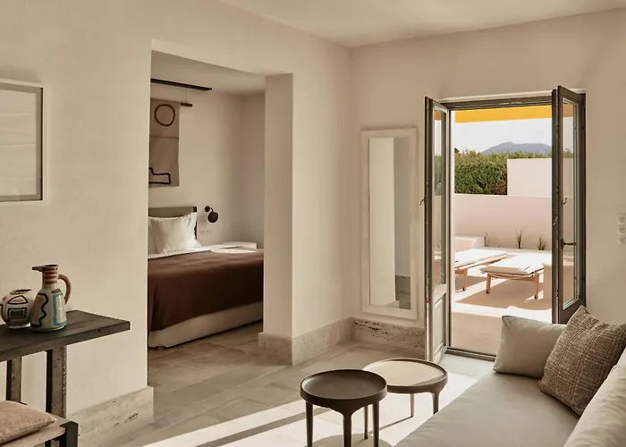 Hotel Parilio, A Member Of Design Naoussa