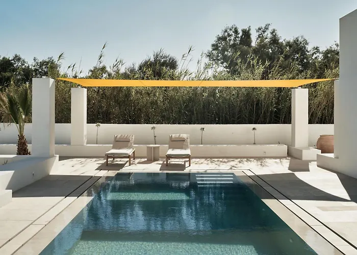 Parilio, A Member Of Design Naoussa