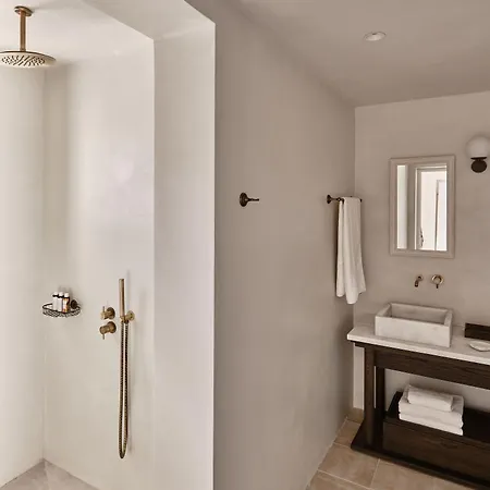 Parilio, A Member Of Design 5*