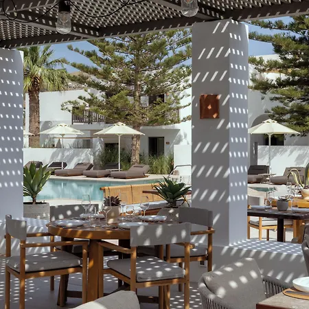 Parilio, A Member Of Design 5* Naousa (Paros)